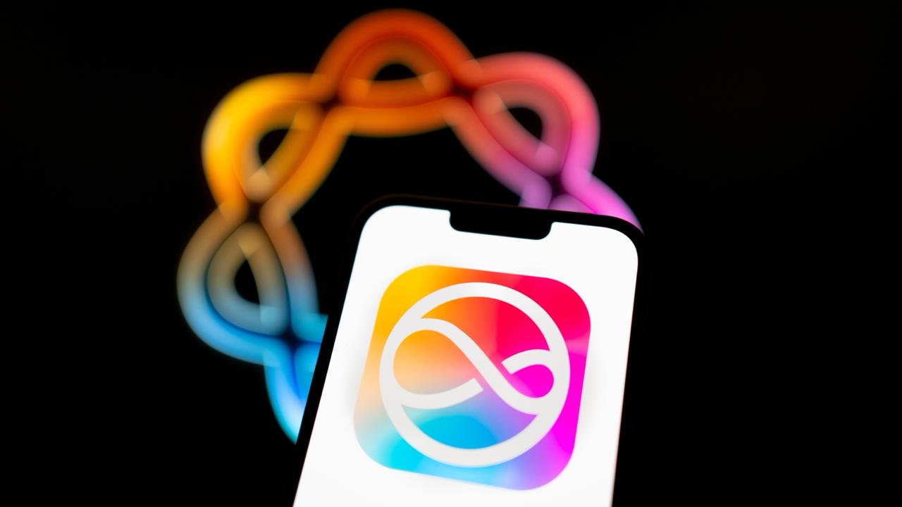 Версия Apple Intelligence для Китая должна пройти специальную государственную проверку, чтобы убедиться, что она не противоречит официальной позиции властей и не предоставляет запрещённую информацию